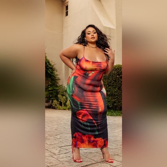 NWOT/ Prettylittlething Plus Multi Printed Cowl Neck Midi Dress - Picture 2 of 5